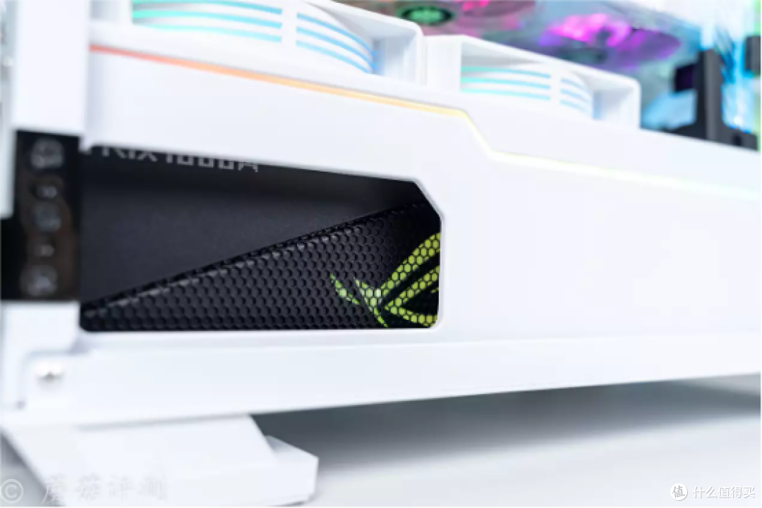 从内到外的全方位升级,颜值更漂亮,ROG雷鹰1000W AURA金牌全模组电源 评测