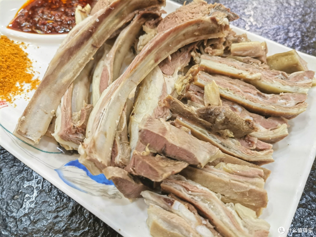 青甘大环线复盘❗️篇8：西宁人的深夜食堂，本月最佳手抓