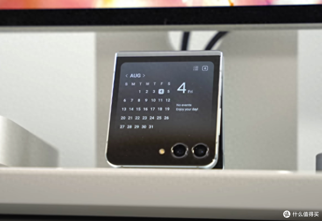 开卖才一个多月,三星机皇直降1320元:折叠屏+256GB+IPX8防水