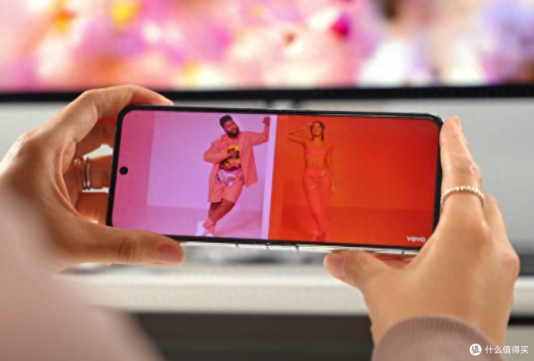 开卖才一个多月,三星机皇直降1320元:折叠屏+256GB+IPX8防水