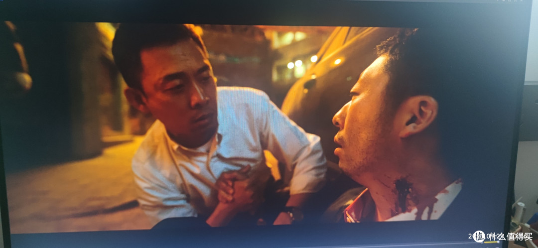 国庆宅家,看看评分很高的《万里归途》