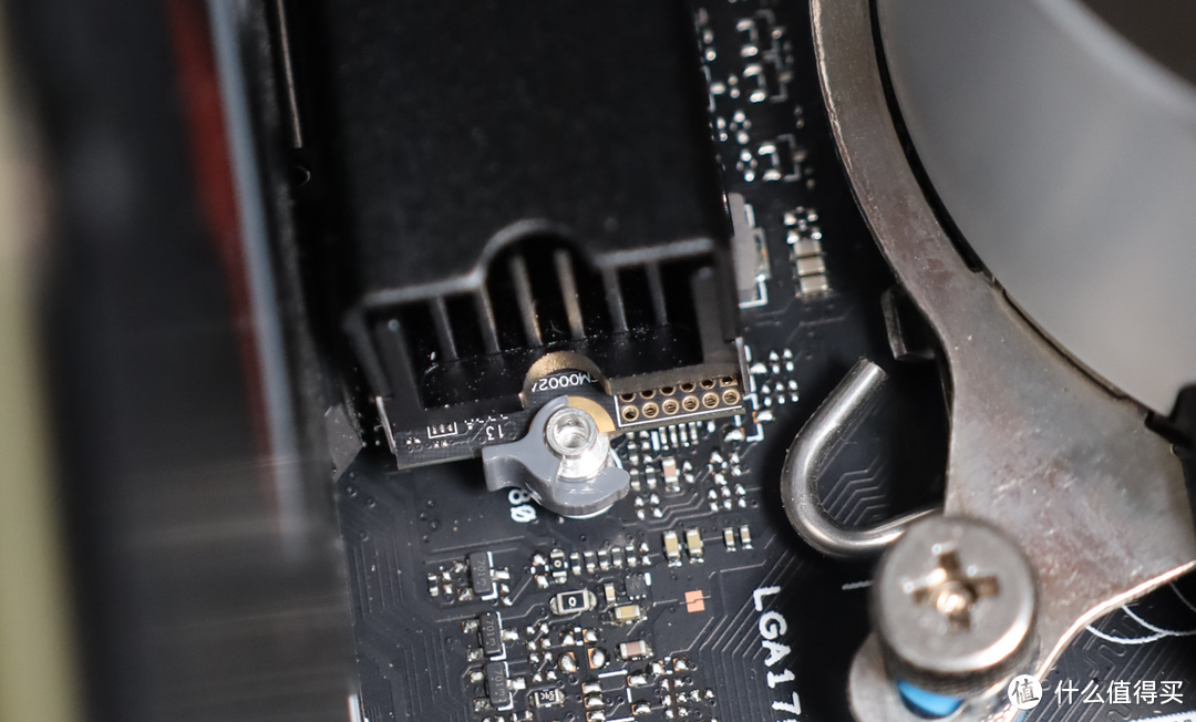 固态硬盘是否需要散热器？散热器有多大作用？
