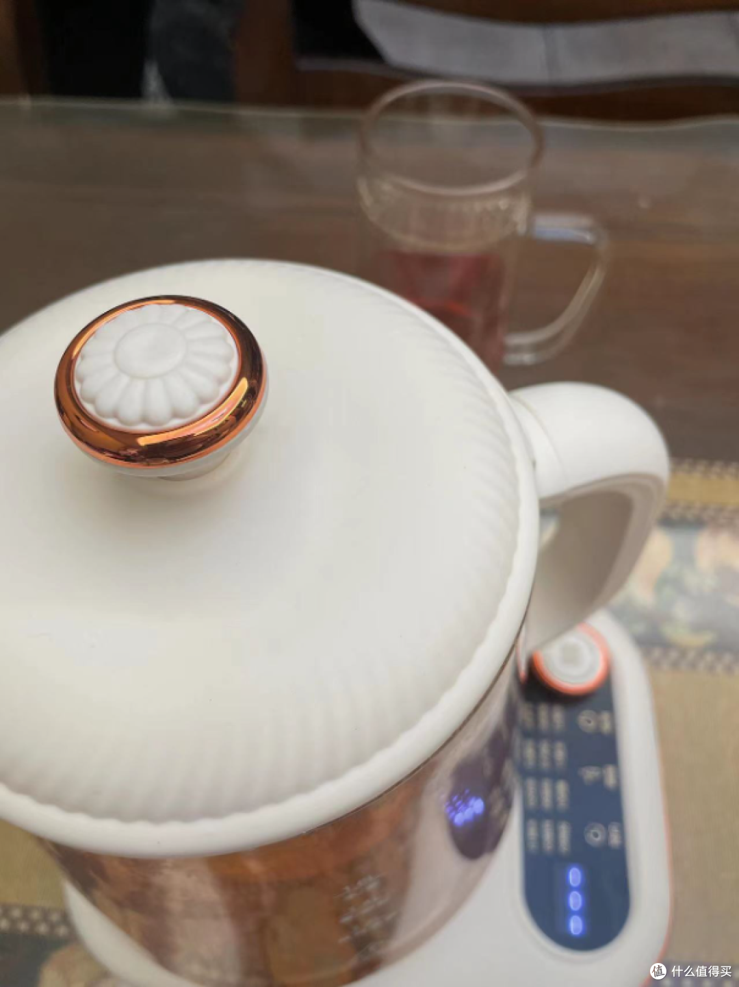 114元的乐扣乐扣养生壶除了好看还有什么特点?