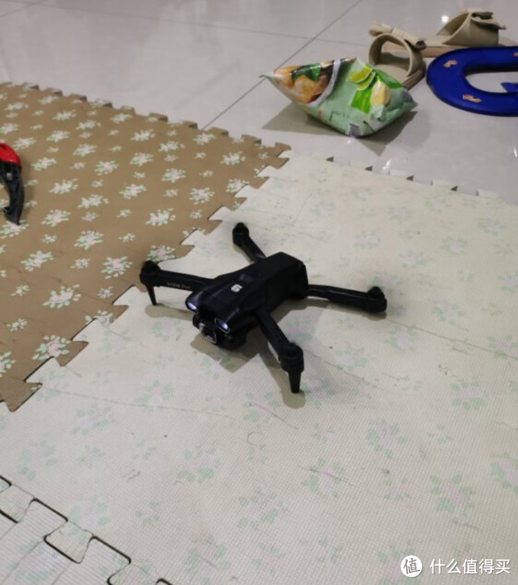 国庆带孩子出游带上“贝杰斯无人机高清专业航拍儿童遥控飞机玩具”