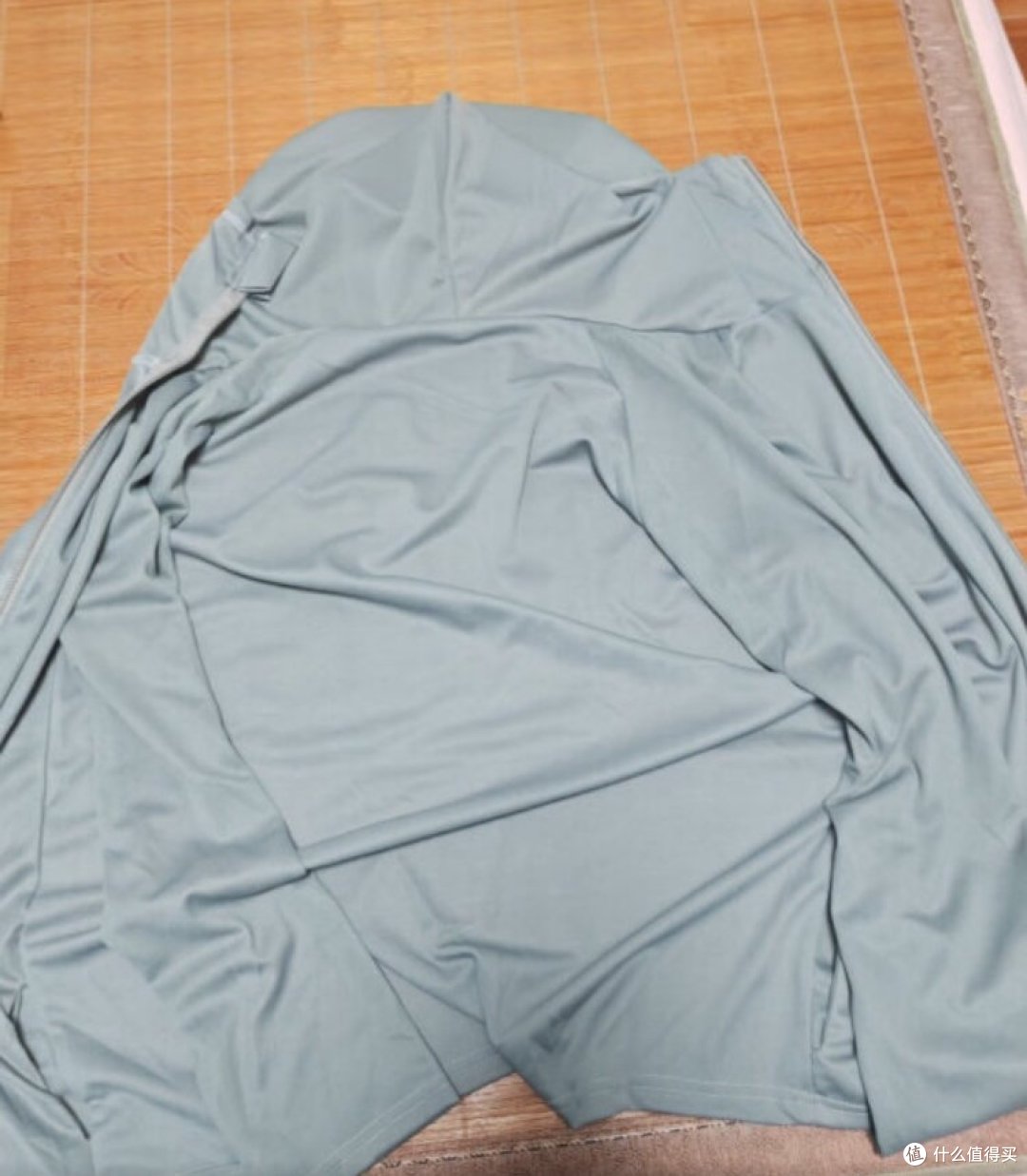 国庆出游穿上“伯谈级冰丝防晒服男长袖外套”