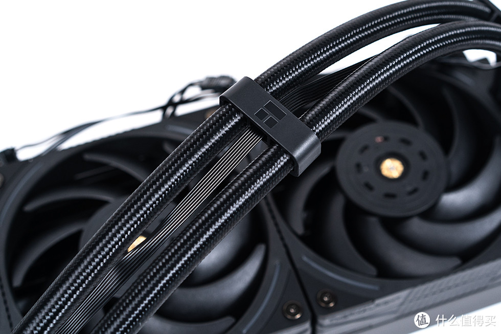 简约酷炫的海景房主机了解一下,恩杰H7 EIite RGB+ROG B760-F+TUF 4070 装机展示