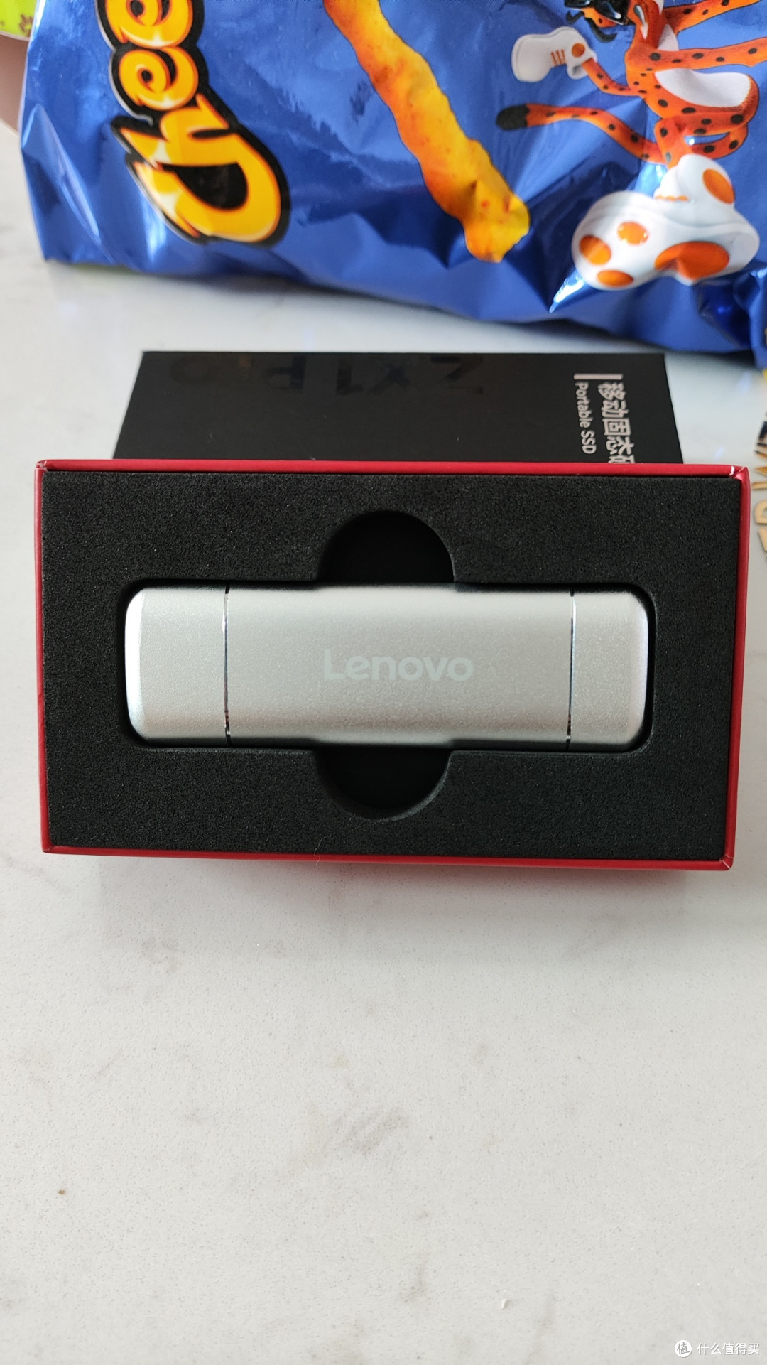 小巧轻便,联想 128GB 固态移动硬盘轻松携带!