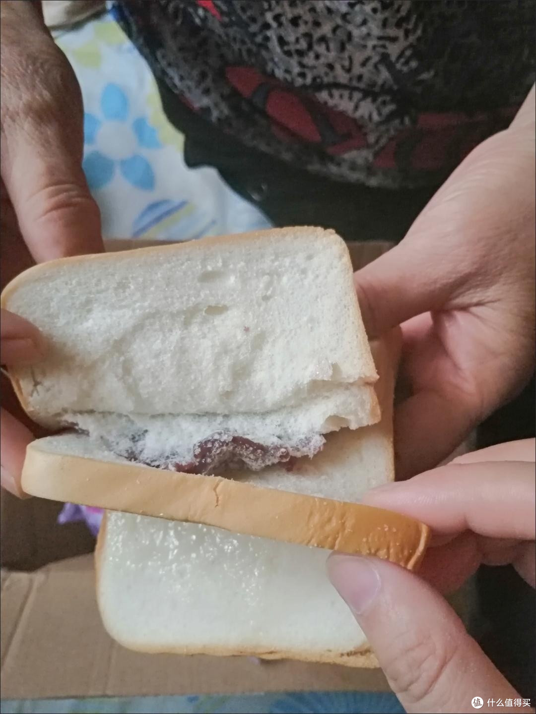 超好吃的紫米面包来喽