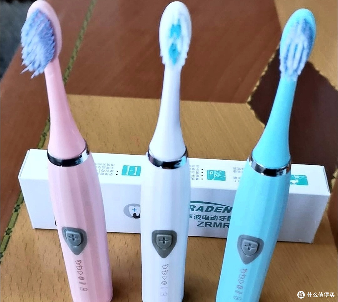 希尔顿电动牙刷，让你的口腔健康与颜值齐飞！