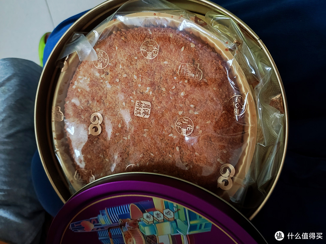 超大的一盒港琪月饼，深圳之光礼盒月饼