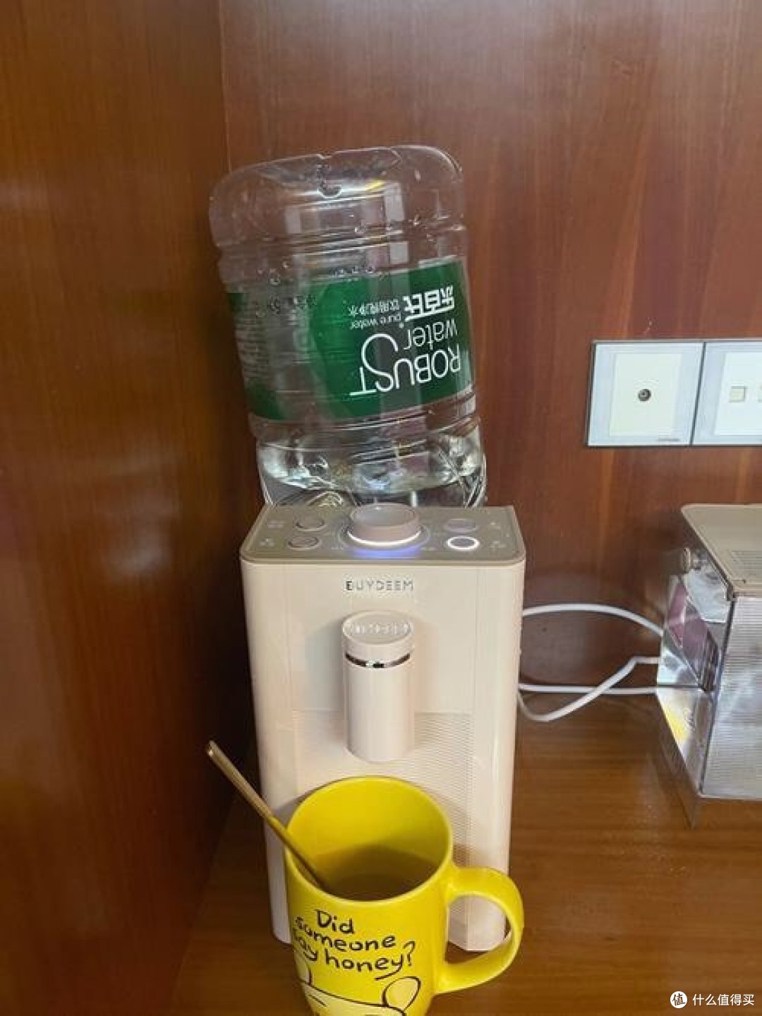 节能环保,智能饮水机为你开启绿色生活新篇章!