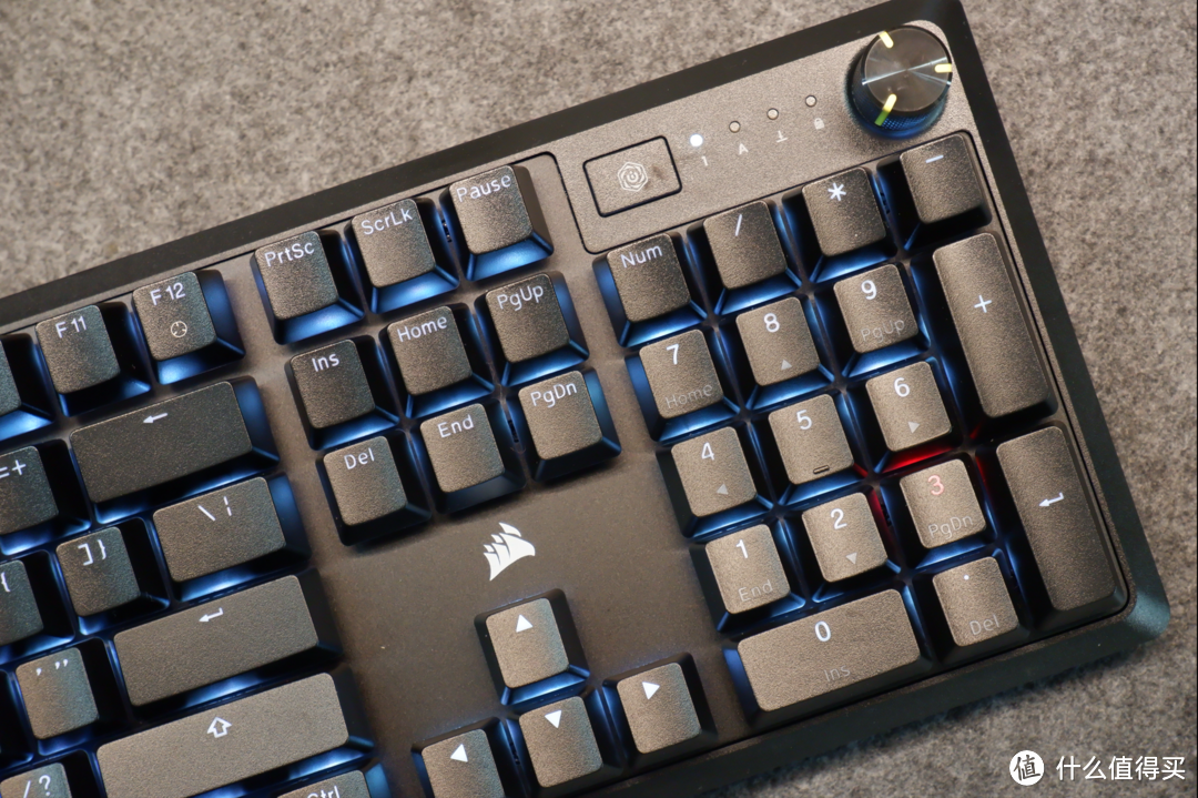美商海盗船K70 CORE 游戏键盘