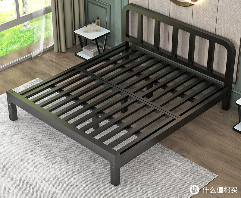 家居家装，床选择实木床、铁架床还是真皮床？