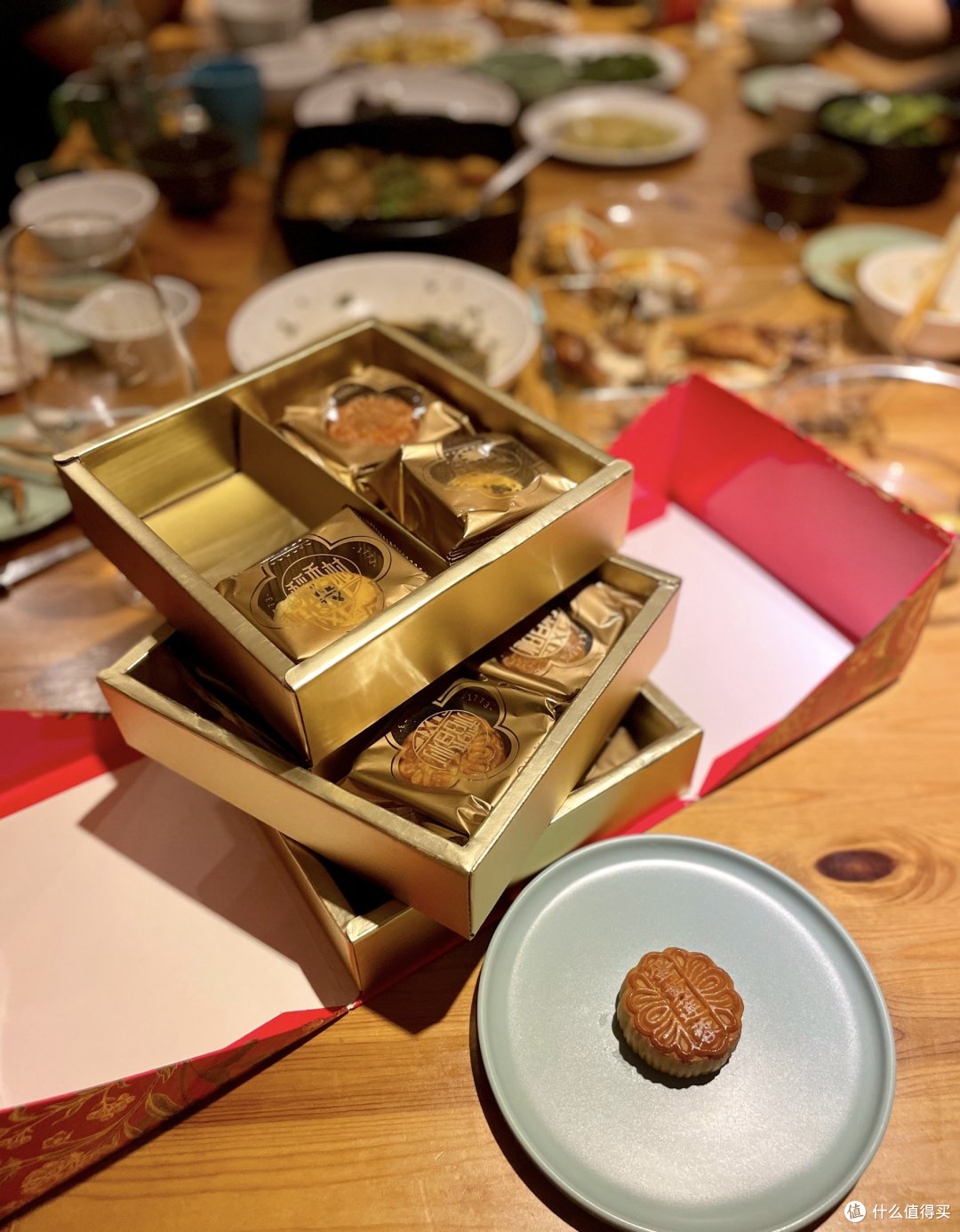 家宴·国庆 今年中秋连国庆,双节一起过,朋友一家来我家过中秋