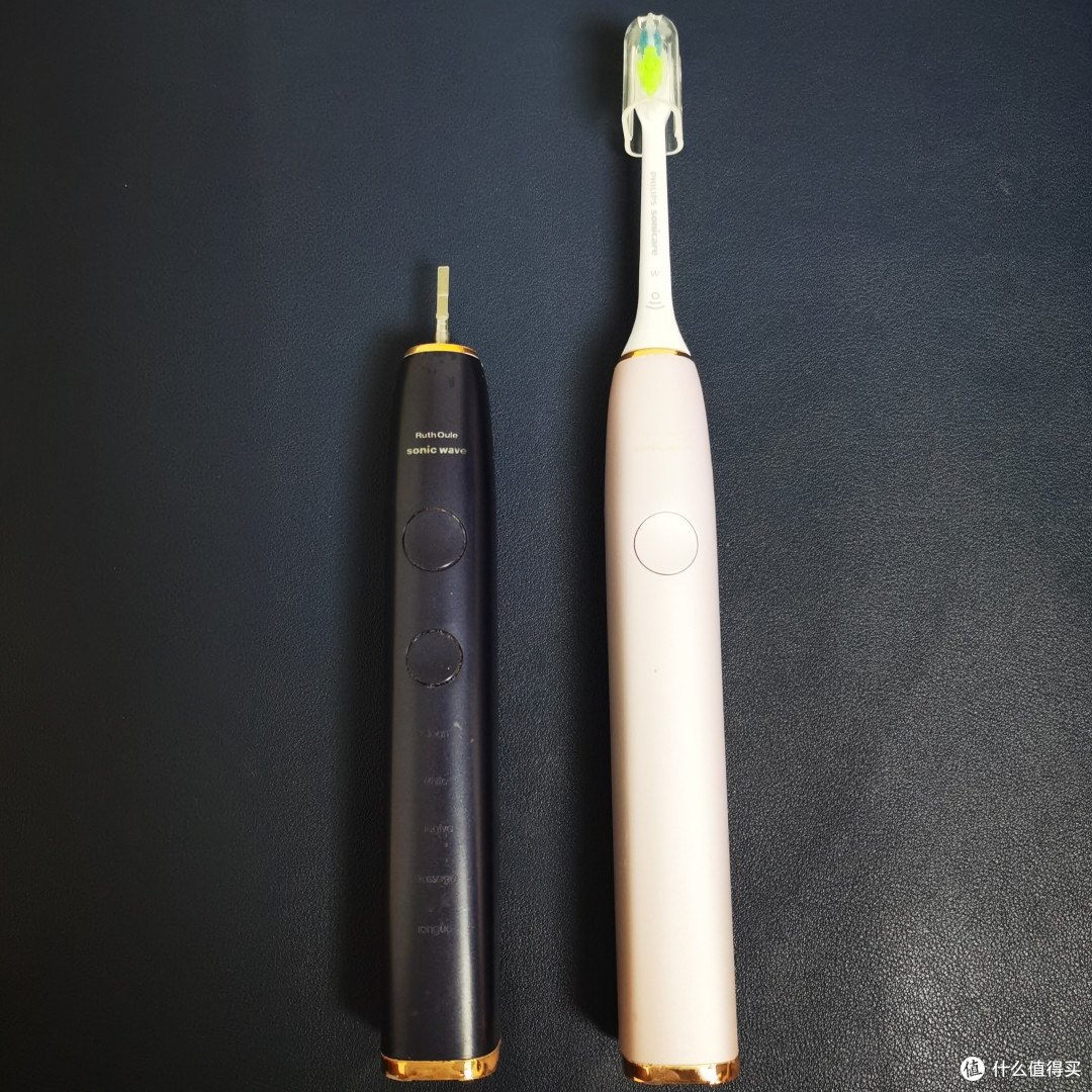 国产电动牙刷还是很给力的,亲身体验,四年了还依然坚挺。