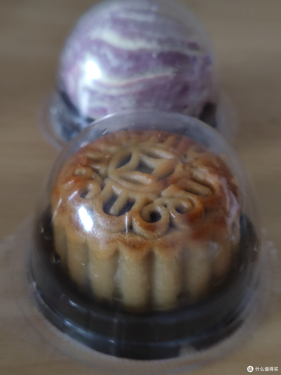 过中秋吃月饼，一家人吃的月饼分享
