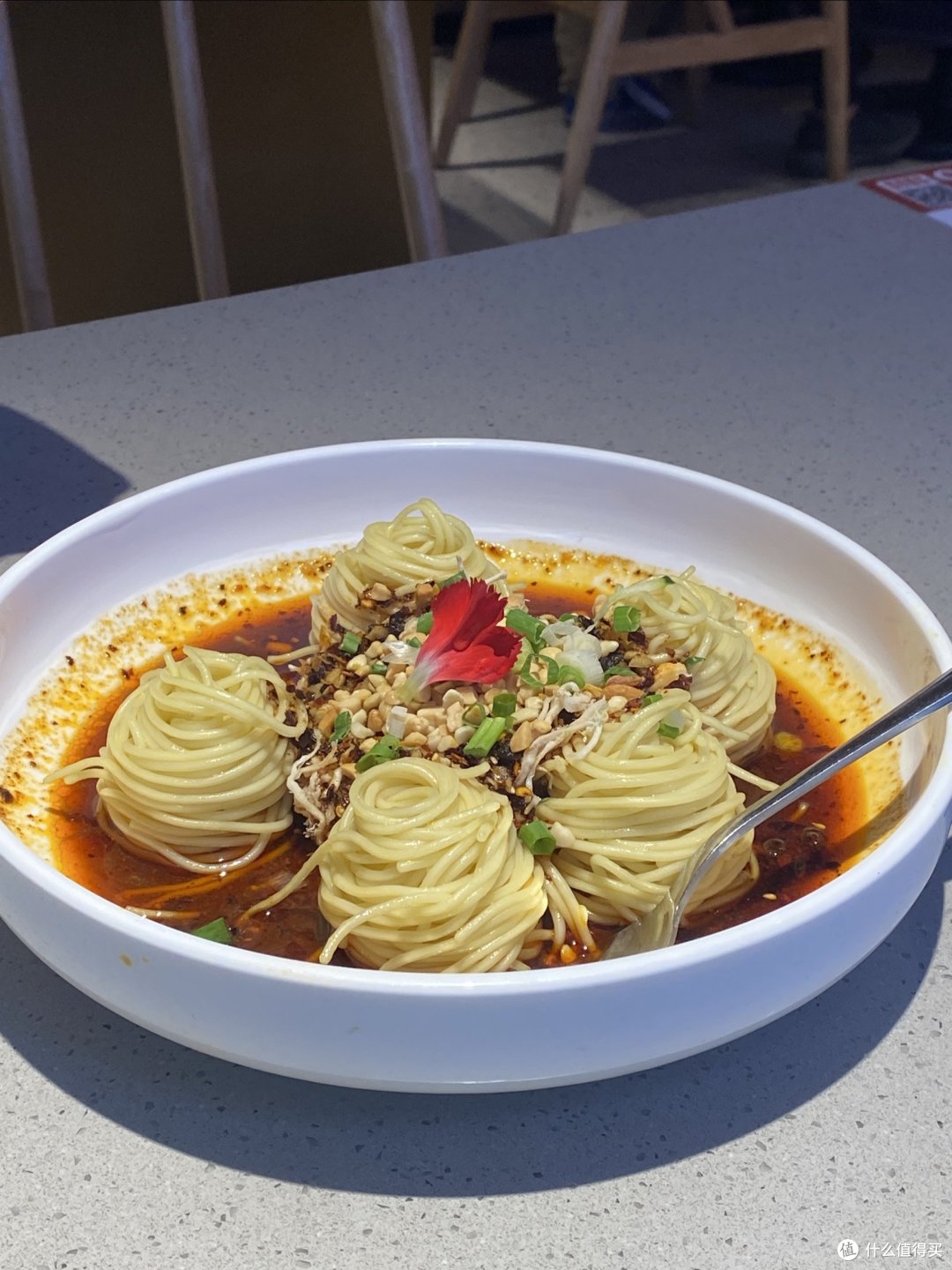 辣辣的鸡丝拌面