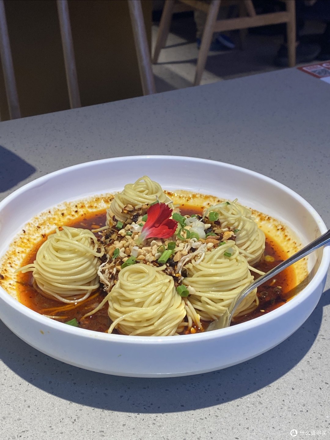 辣辣的鸡丝拌面