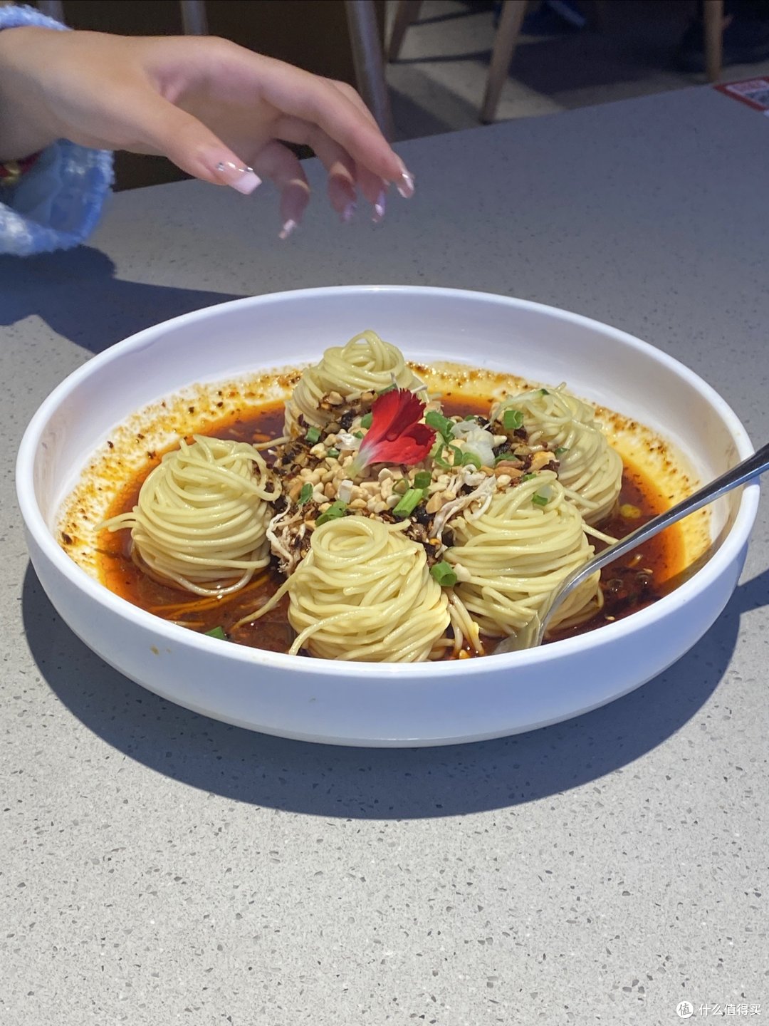 辣辣的鸡丝拌面