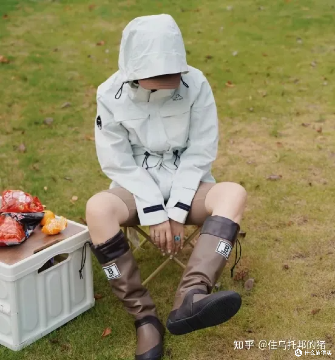 冲锋衣什么牌子好?伯希和冲锋衣值得买吗?怎么选?选购攻略+4款冲锋衣真人实测!