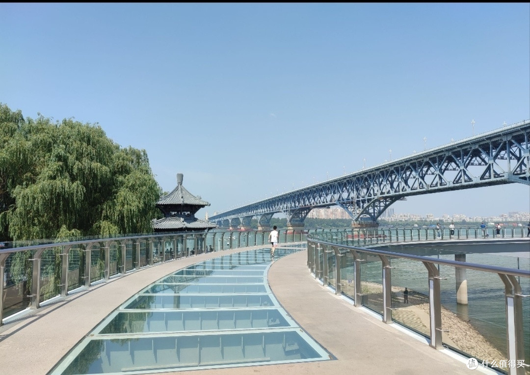 国庆出游南堡公园玻璃栈道