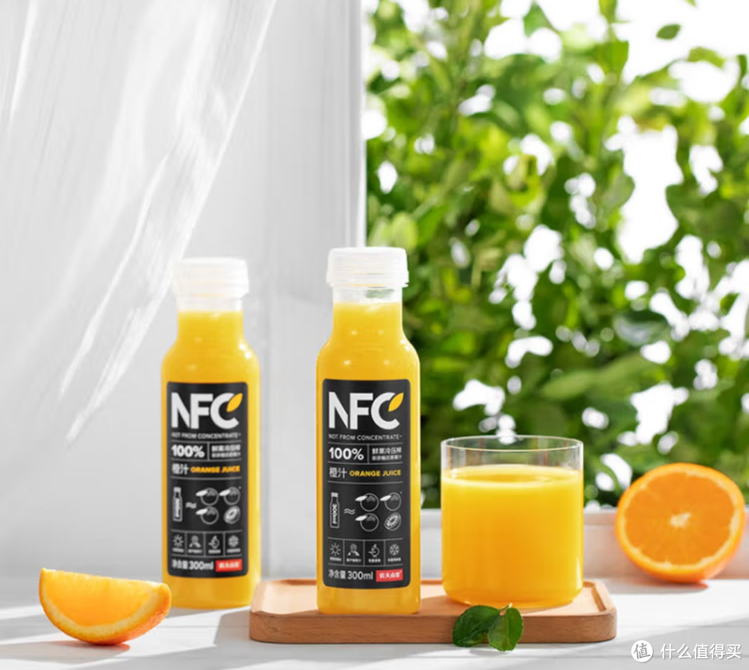 随着胖东的走红,其自营食品频频刷屏,其中NFC果汁也是爆款,本文带你来认识,出游带一瓶,补充维c