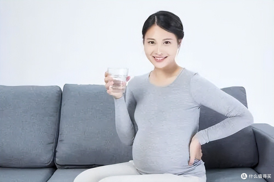 孕妇一天喝多少水合适,喝少了会怎样?孕妇喝水看5点