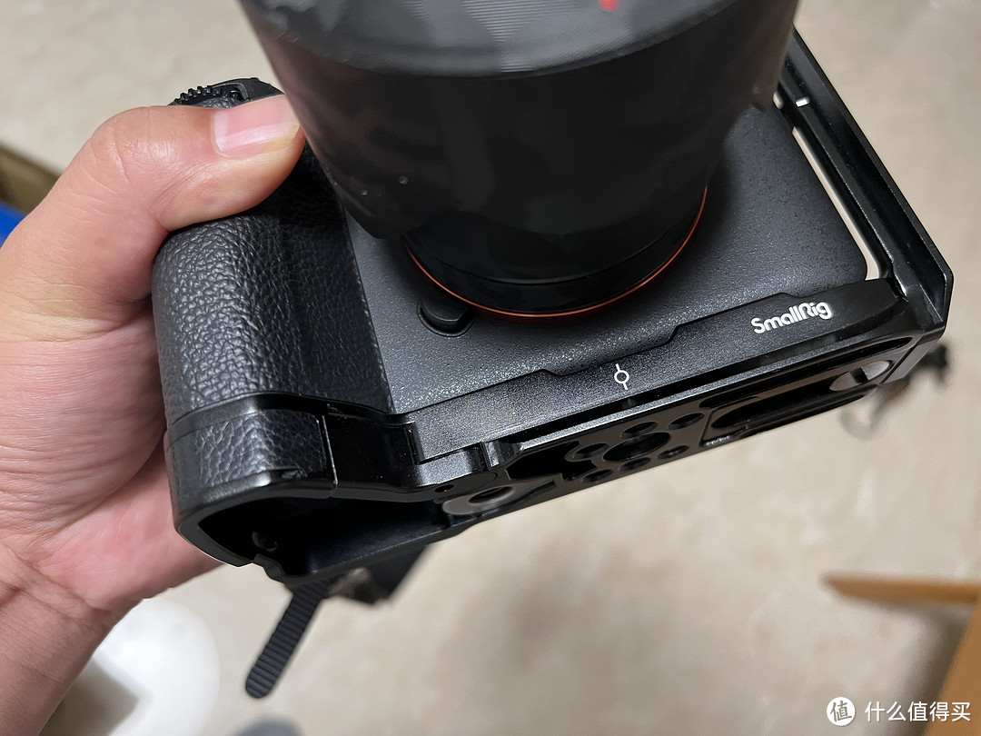 值友人手一台的索尼A7M4终于买了！分享购买经历，一些镜头和配件