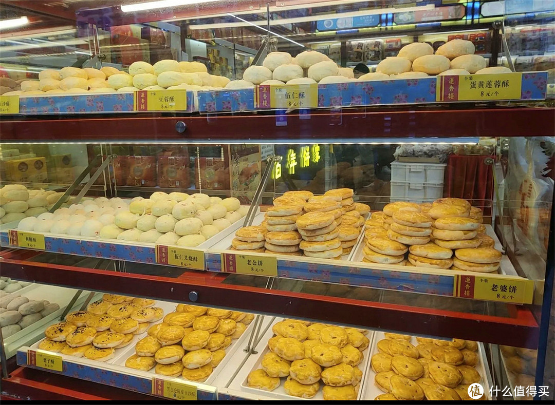 中国8个做糕点的“王者店铺”,7个是百年老店,南方北方平分秋色