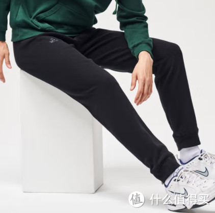 户外大牌·伯希和10月狂跌!