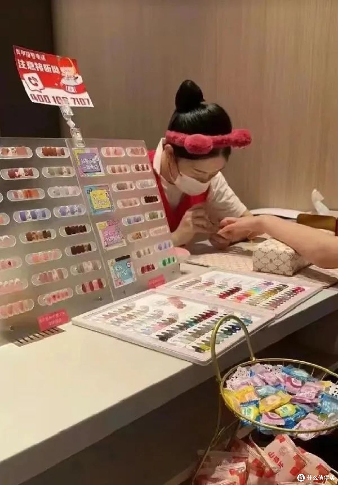 搞露营、玩夜市、开自助,海底捞新动作频出为抱年轻人大腿?