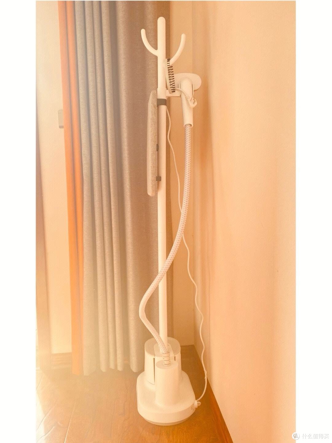 挂烫机：高效便捷，时尚实用的家庭必需品