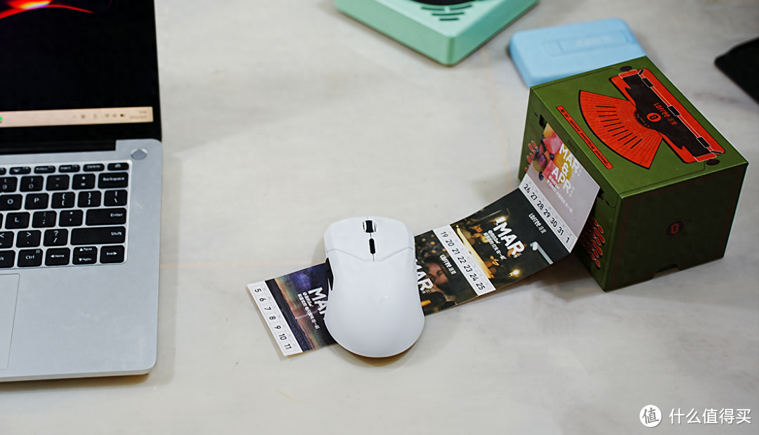 雷柏VT9 PRO：轻便灵敏颜值高，200价位的无线4K游戏鼠标首选