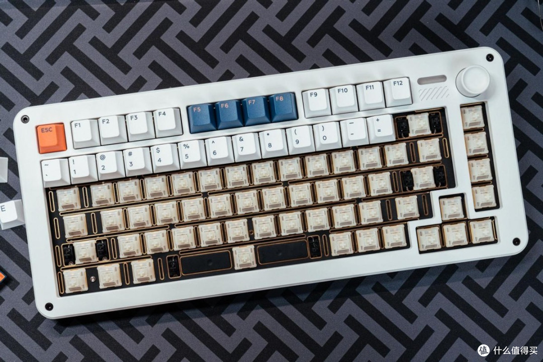 客制化敲门砖?IQUNIX ZONEX 75让客制化量产成为现实