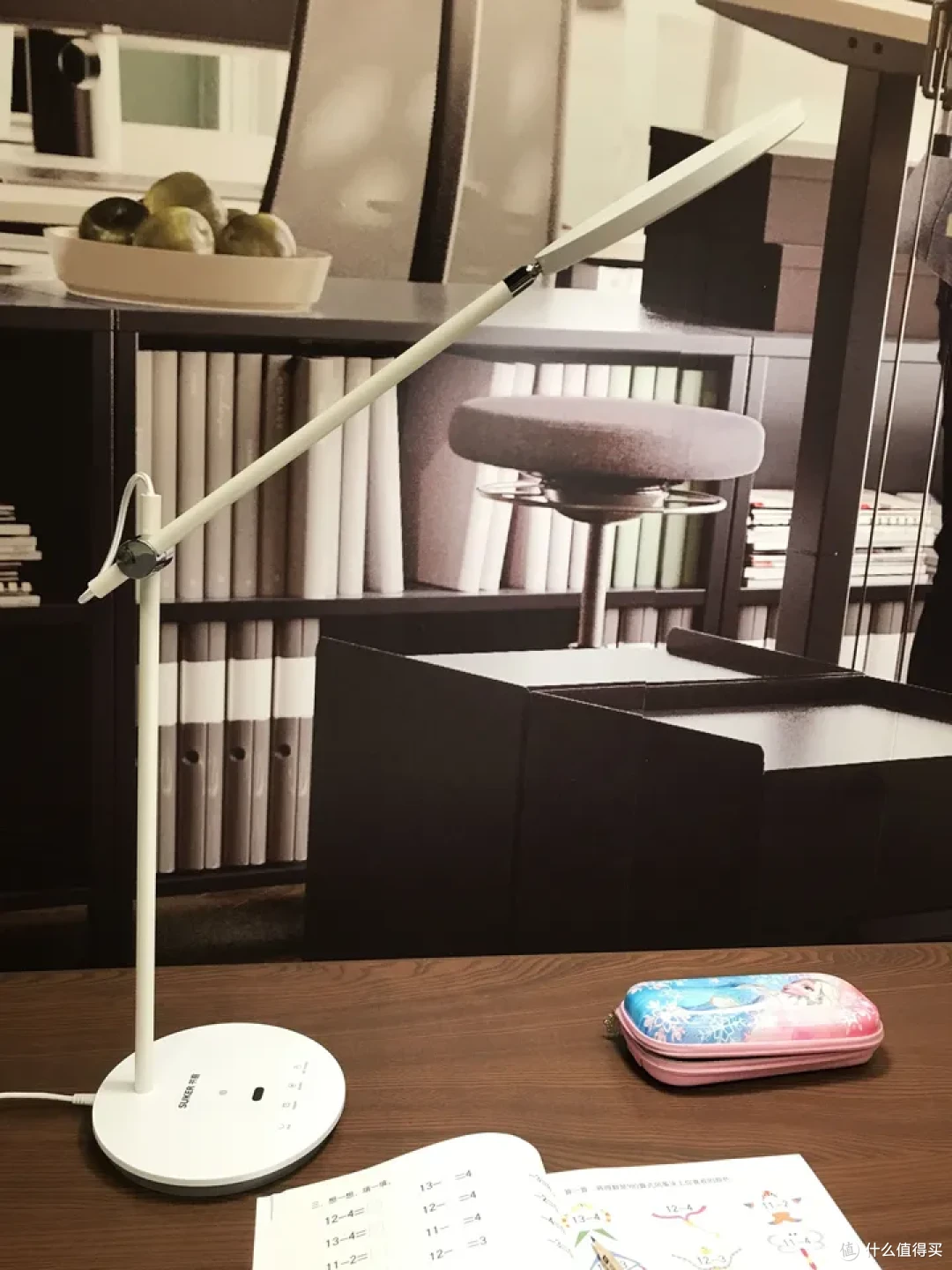 SUKER书客护眼台灯L1自用测评：守护孩子的明亮未来