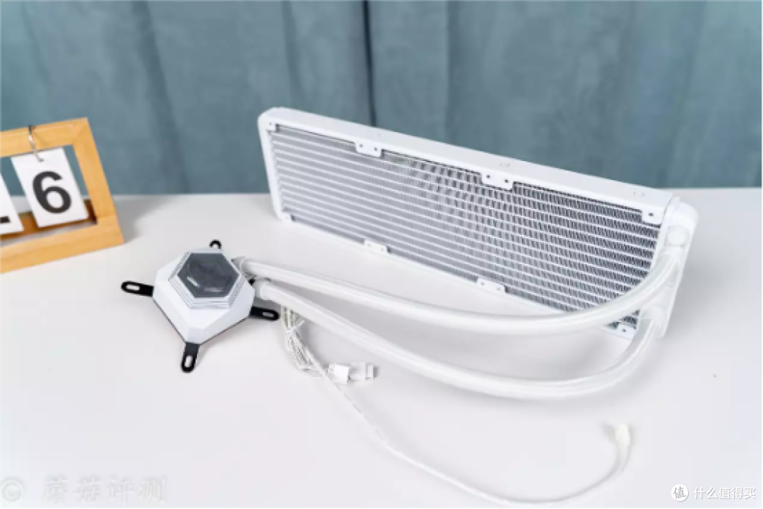 颜值精致,性能表现出众,银欣极冻PF360W一体式水冷散热器 评测