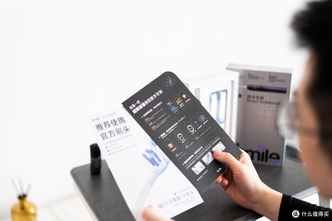 掌上口腔健康管家，一款“懂”我的电动牙刷：usmile 笑容加F10 PRO数字牙刷让笑容常在！