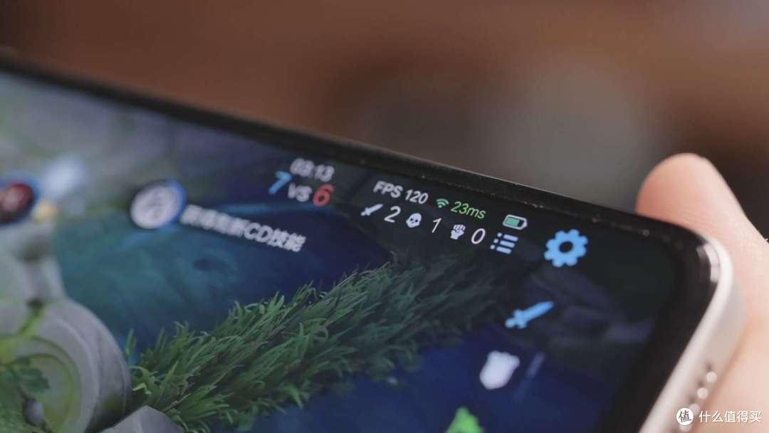 宋紫薇最后的产品:性能天花板 难怪亚运会王者荣耀轻松拿金牌 iQOO 11S体验 我真买