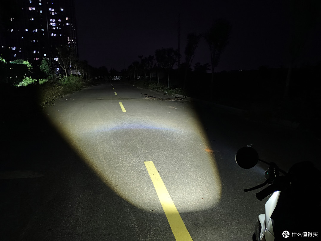 多能精悍之作,迈极炫CBL1600吊装截止线车灯体验