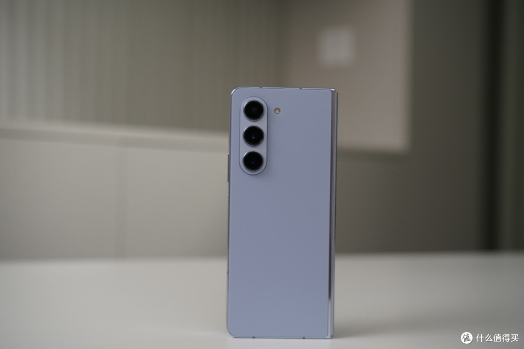 轻薄耐用的全能折叠屏手机 三星Galaxy Z Fold5深度评测