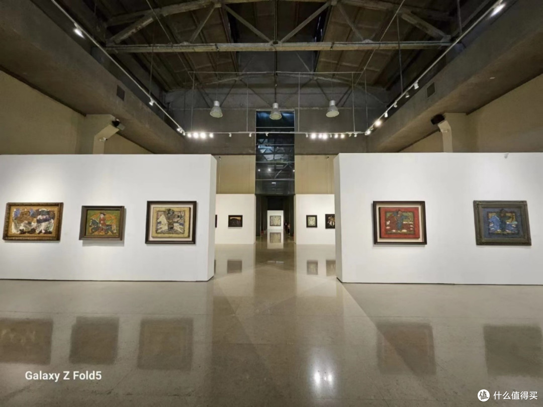 轻薄耐用的全能折叠屏手机 三星Galaxy Z Fold5深度评测