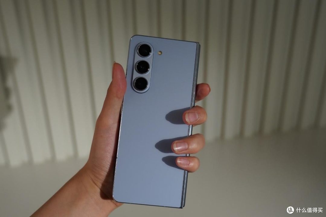 轻薄耐用的全能折叠屏手机 三星Galaxy Z Fold5深度评测