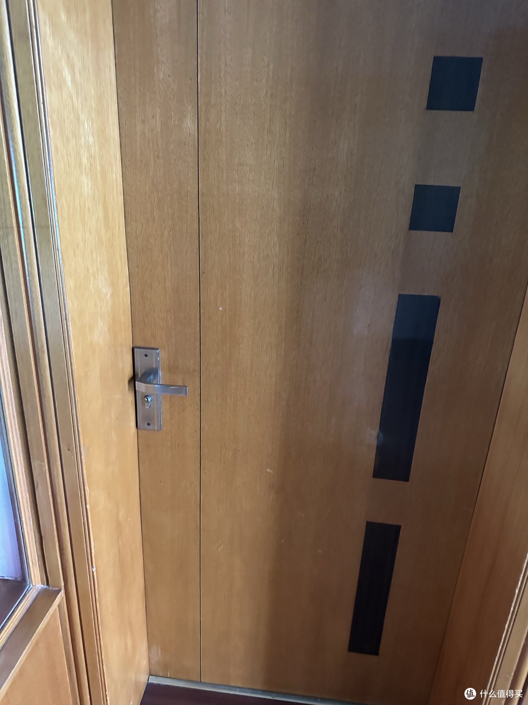 如何选择适合的房门?🚪