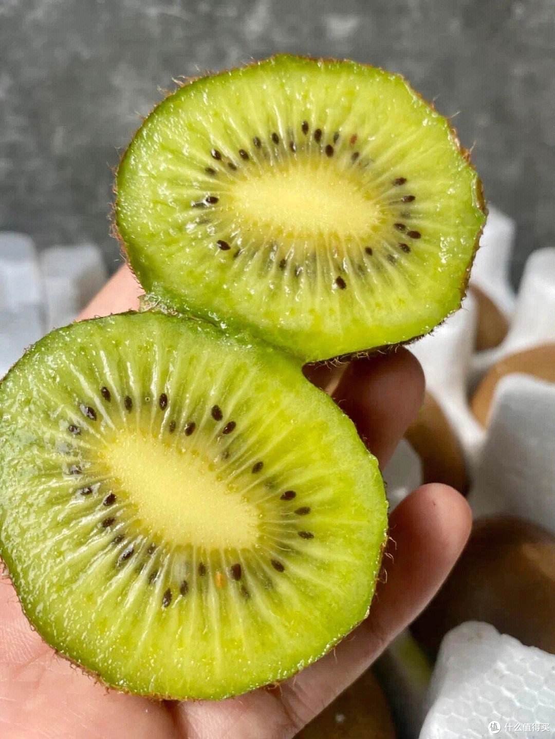 多彩秋季水果：大自然的调色板与生活的甜蜜
