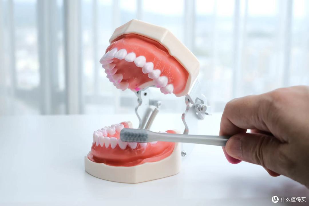 你真的会刷牙吗?用usmile 笑容加F10 PRO数字牙刷,省去口腔科昂贵开支