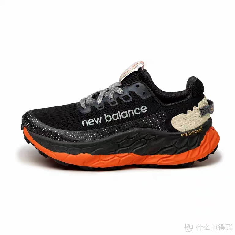 漫步云端NEW BALANCE MORE v4跑鞋