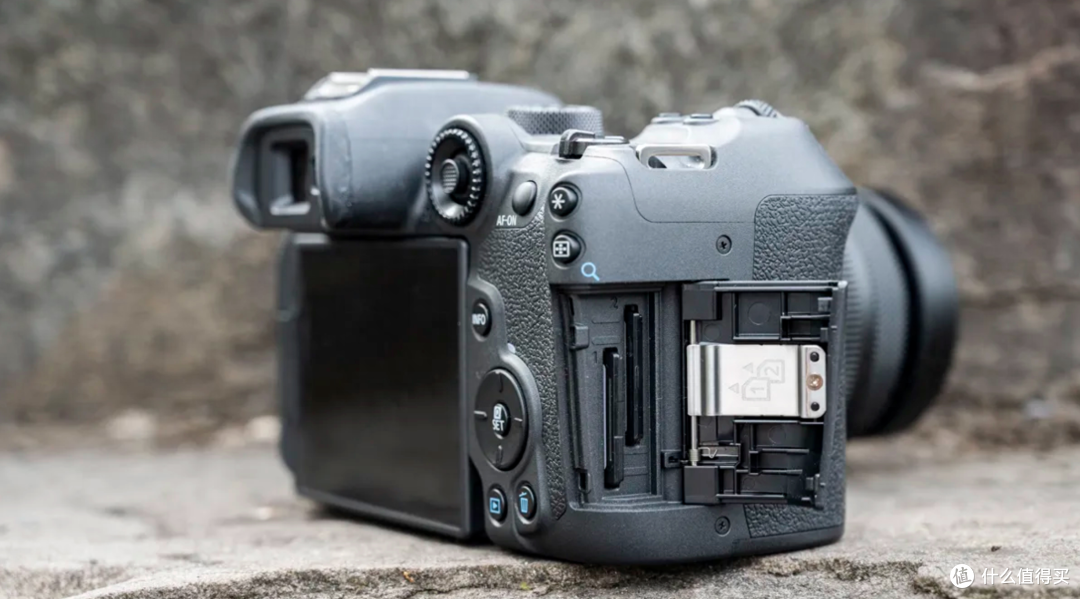 哪些器材值得入手?盘点“前十名”佳能相机:拍照还是靠佳能,香