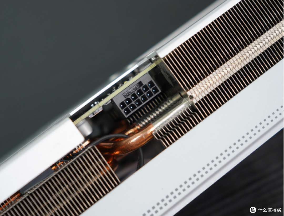 技嘉RTX 4070 Ti AERO雪鹰显卡实测《星空》:4K画质的敲门砖 !