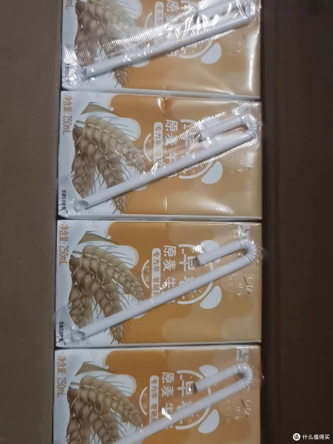 蒙牛早餐奶麦香味利乐包:营养早餐的新选择
