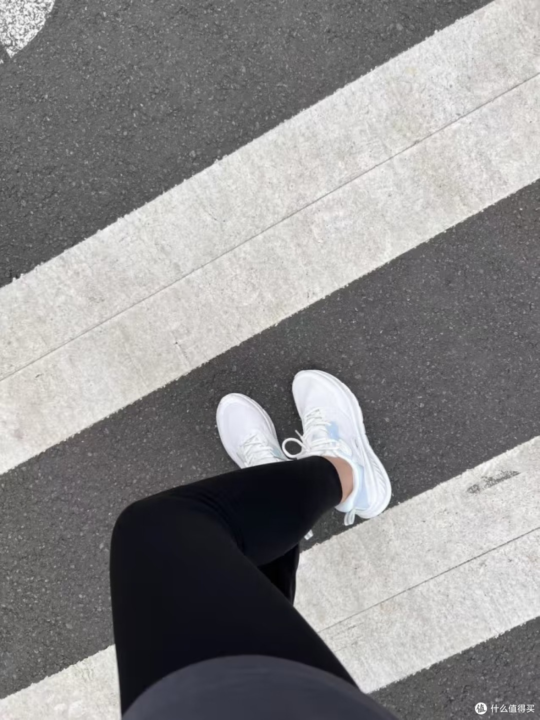 好鞋，让你的步伐更加轻盈，让你的运动更加舒适!(肯定句式)